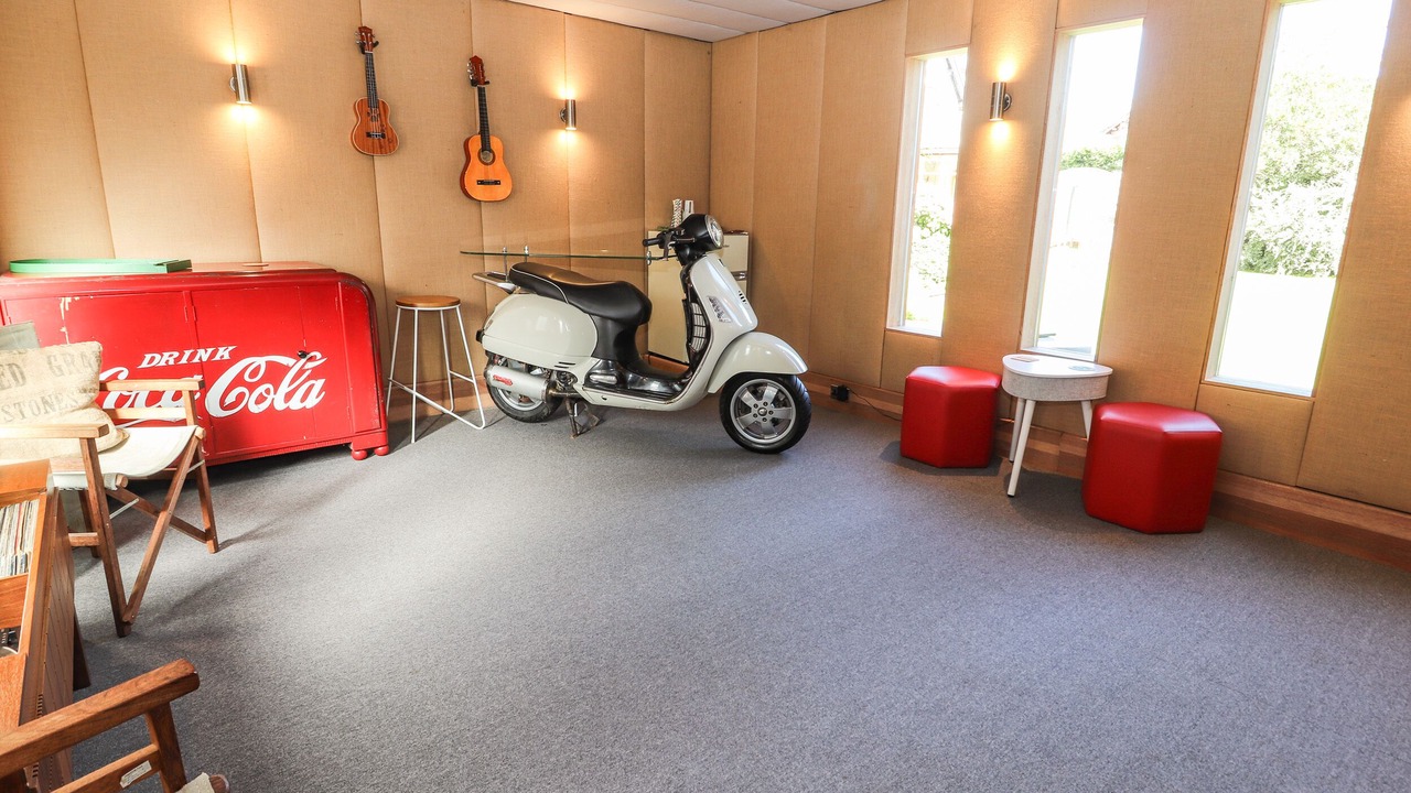 Photo of Others in Mickle Trafford