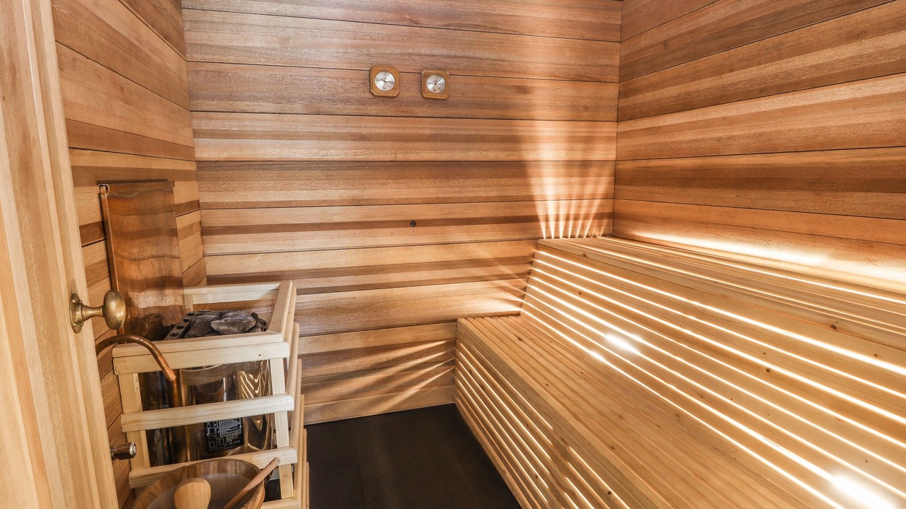 Photo of Others in Mickle Trafford