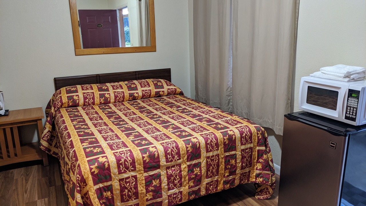 Photo of Bedroom in Lakeside