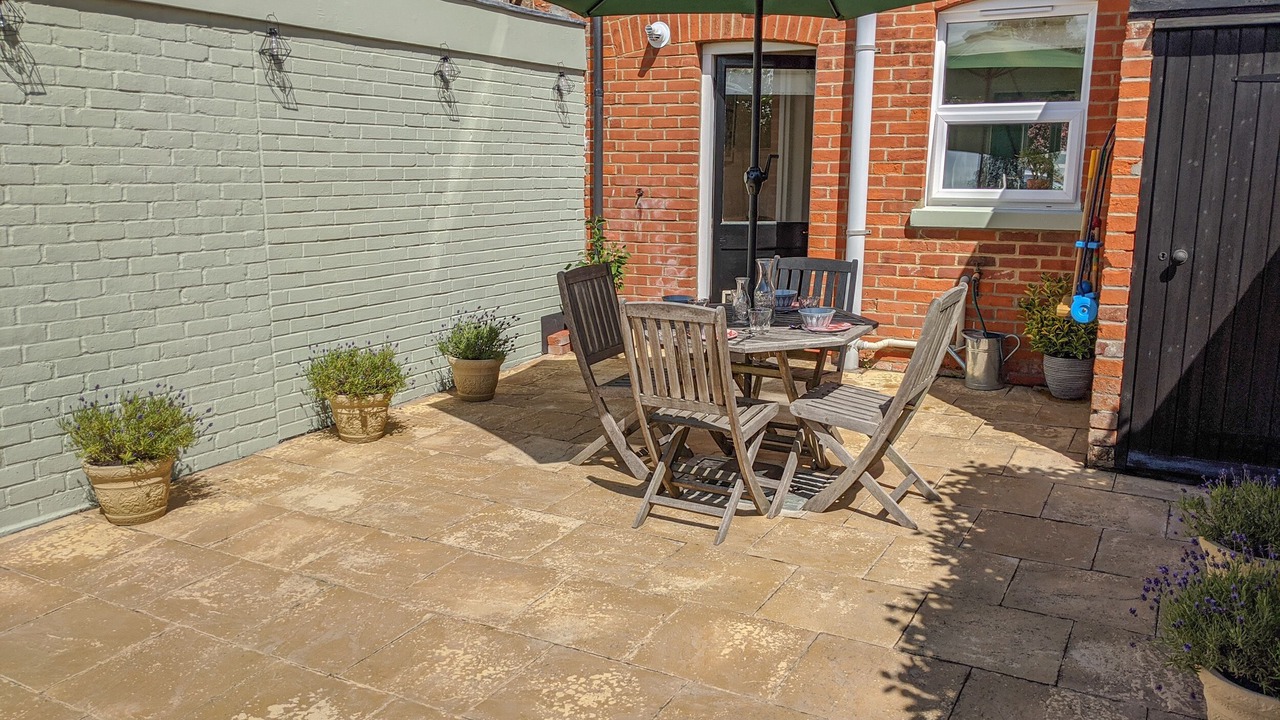 Photo of Patio Balcony in Frinton-on-Sea