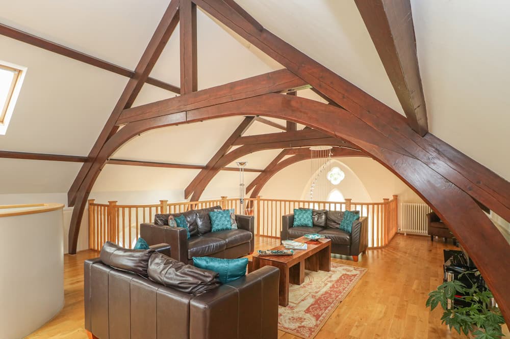 Photo of Others in Sturminster Marshall