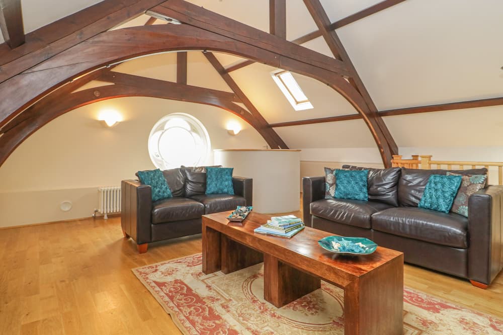 Photo of Others in Sturminster Marshall