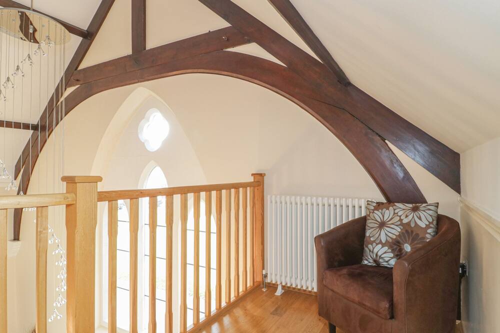 Photo of Others in Sturminster Marshall