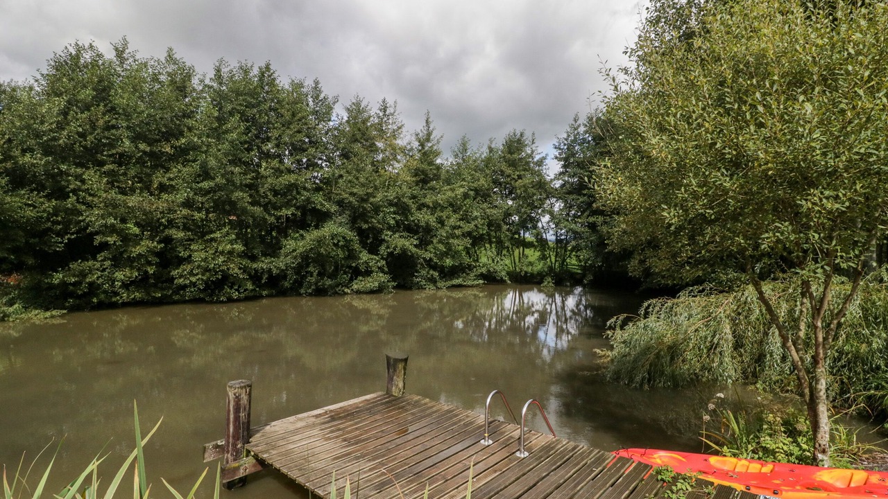 Photo of Others in Cannards Grave