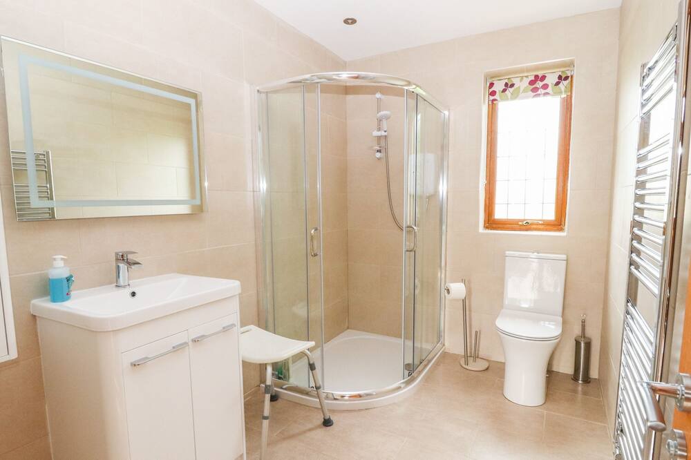 Photo of Bathroom in New Broughton