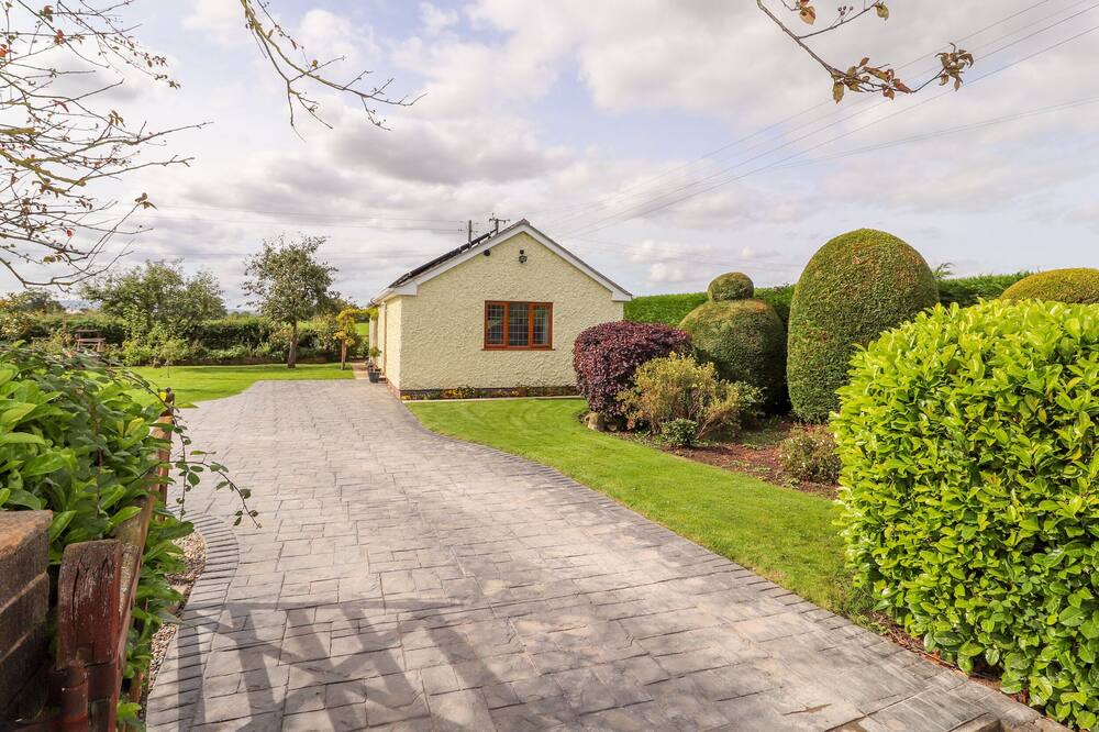 Photo of Others in New Broughton