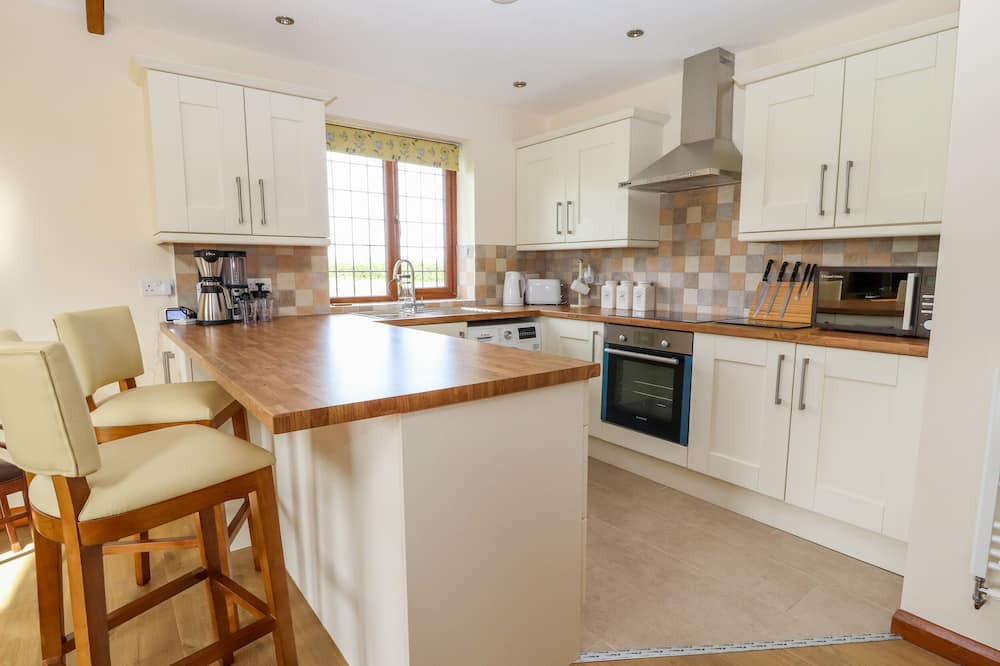 Photo of Kitchen in New Broughton