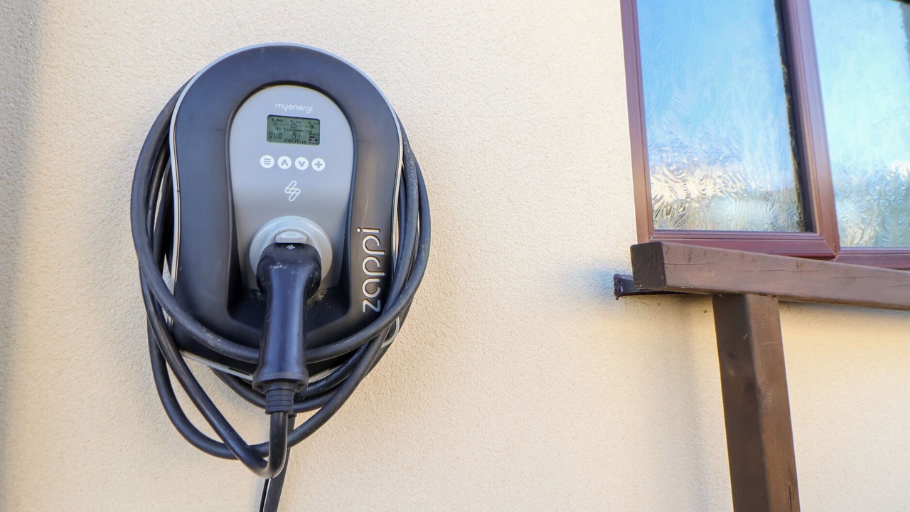 Photo of Others in Axton