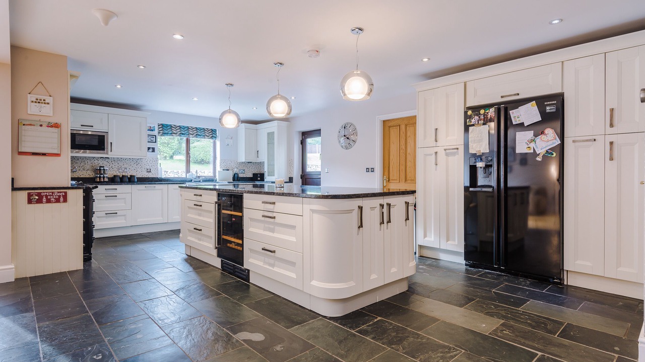 Photo of Others in Axton