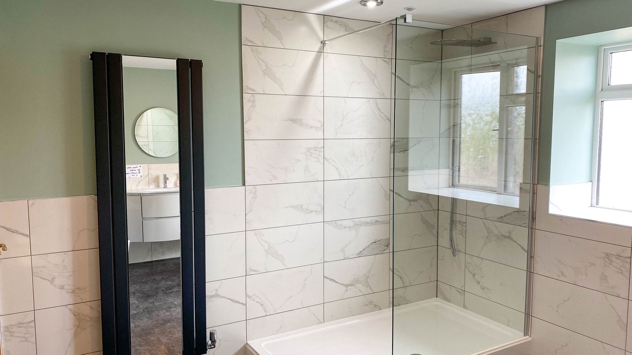 Photo of Others in Axton