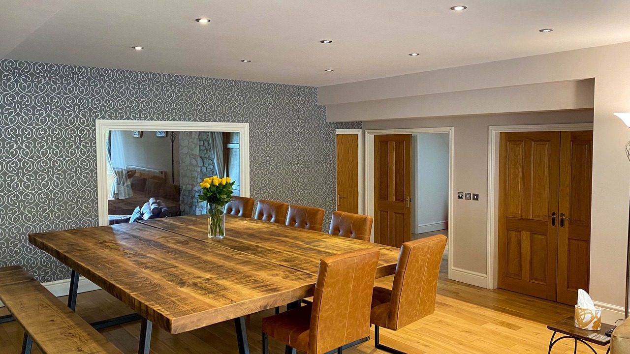 Photo of Others in Axton