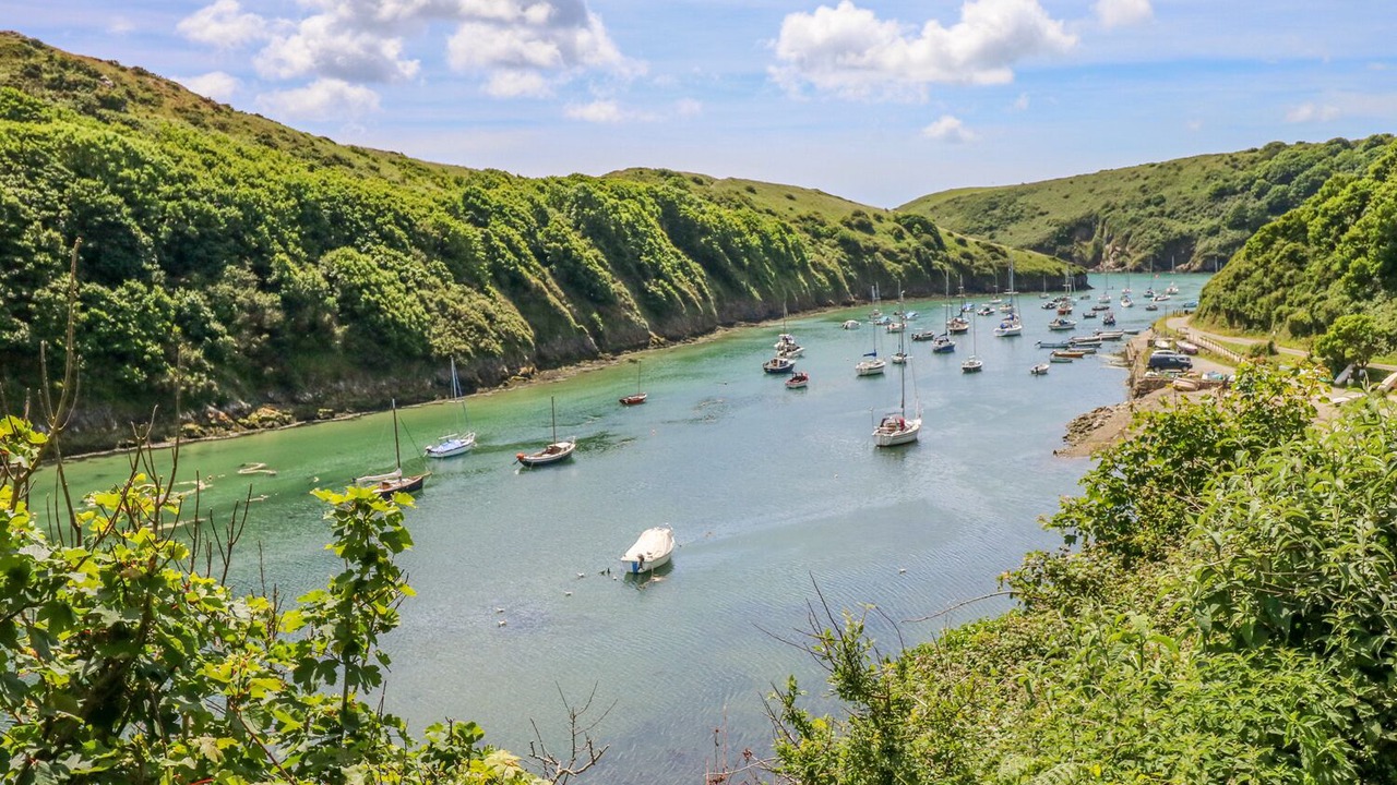 Photo of Others in St Brides