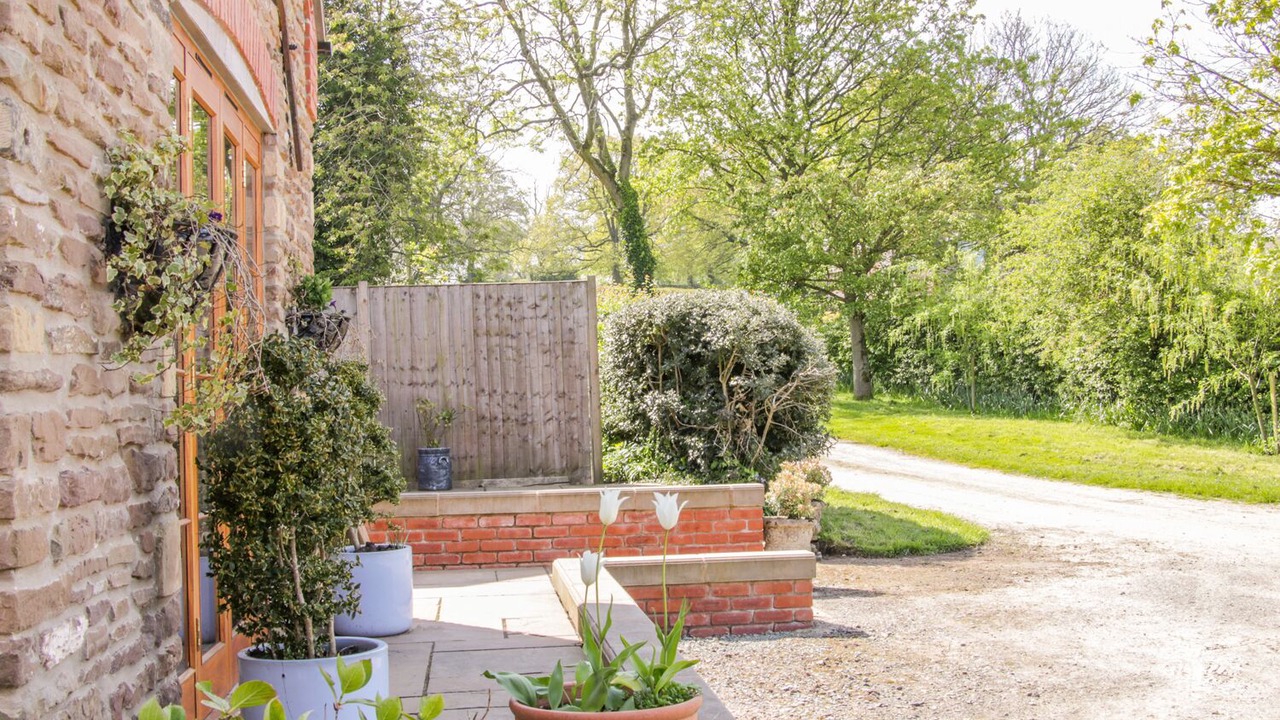 Photo of Others in Ludwel