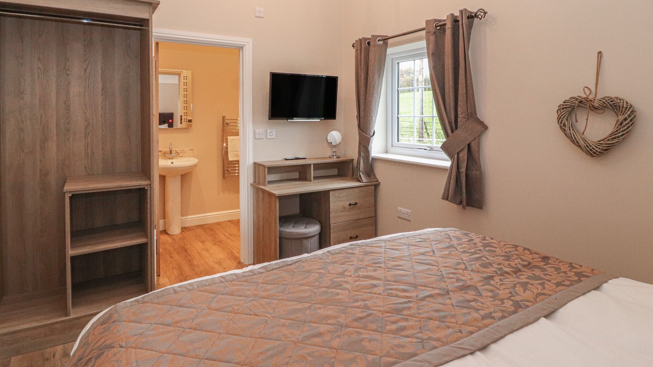 Photo of Others in Wimbolds Trafford