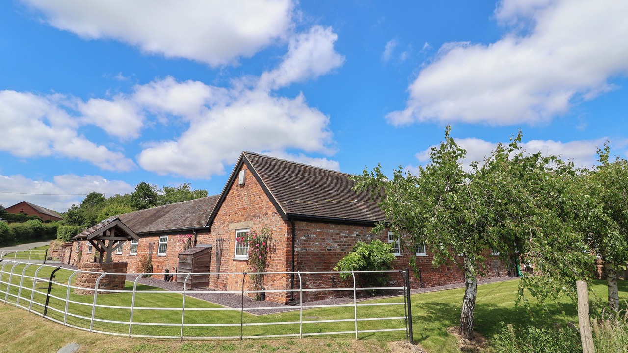 Photo of Outdoor in Wimbolds Trafford