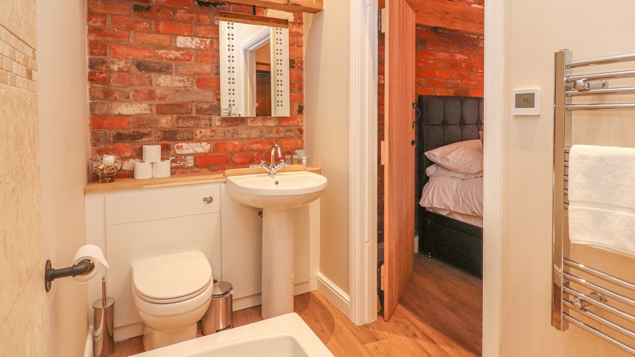 Photo of Bathroom in Wimbolds Trafford