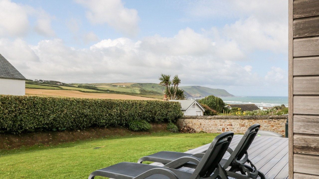 Photo of Patio Balcony in Widemouth Bay