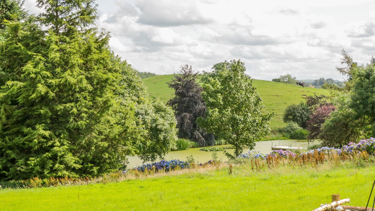 Photo of Others in Hayton