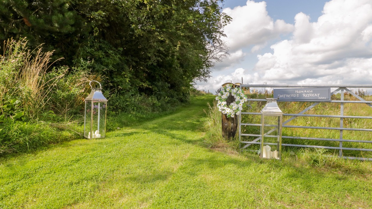 Photo of Others in Hayton