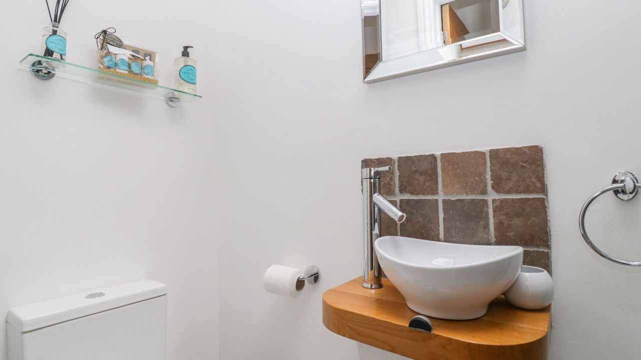 Photo of Bathroom in Barrow Gurney