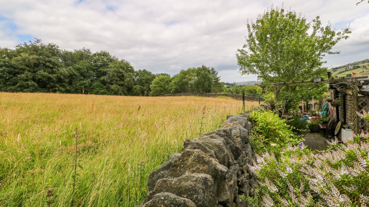 Photo of Others in Holmbridge