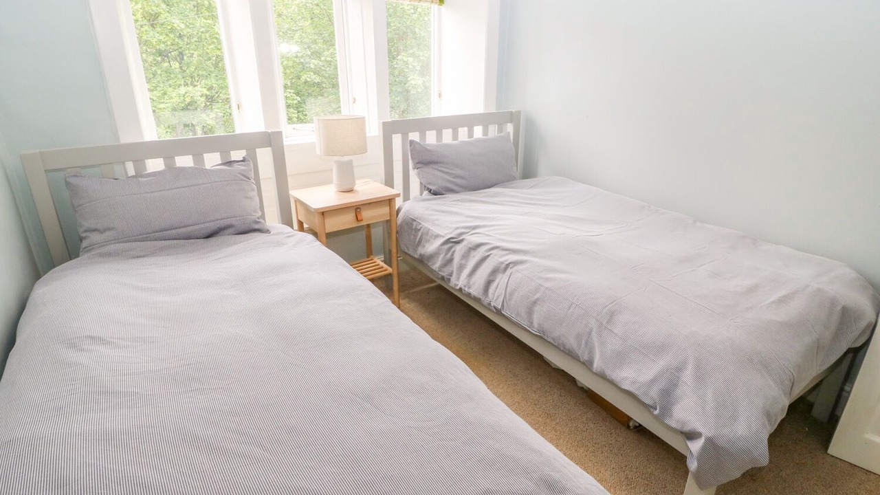 Photo of Others in Holmbridge