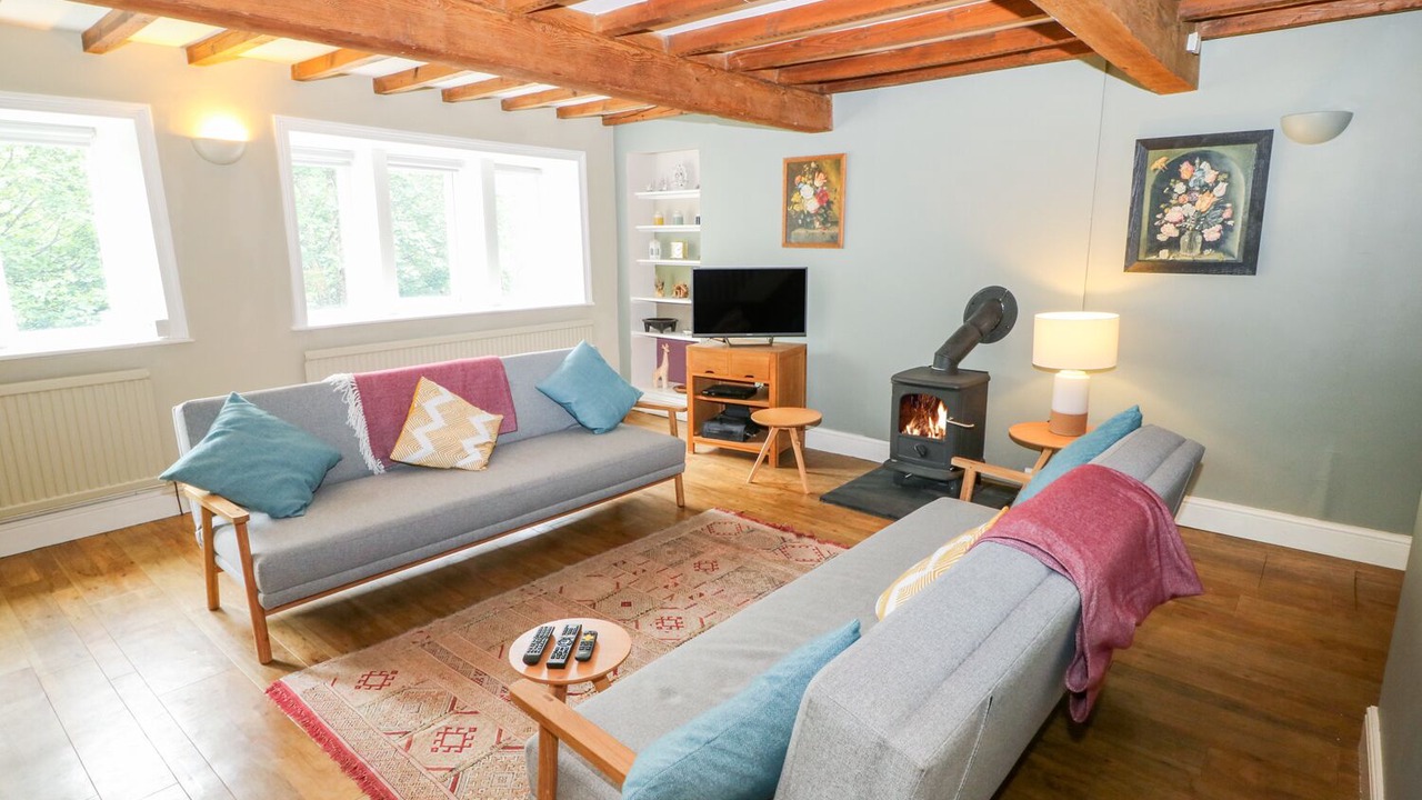 Photo of Bedroom in Holmbridge