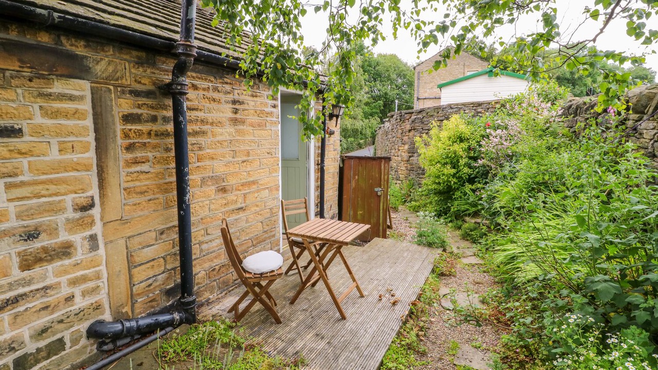 Photo of Others in Holmbridge