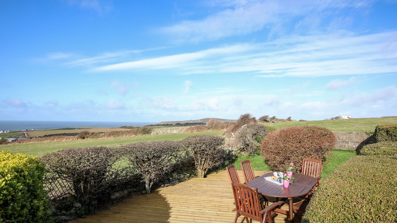 Photo of Patio Balcony in Llanfaethlu