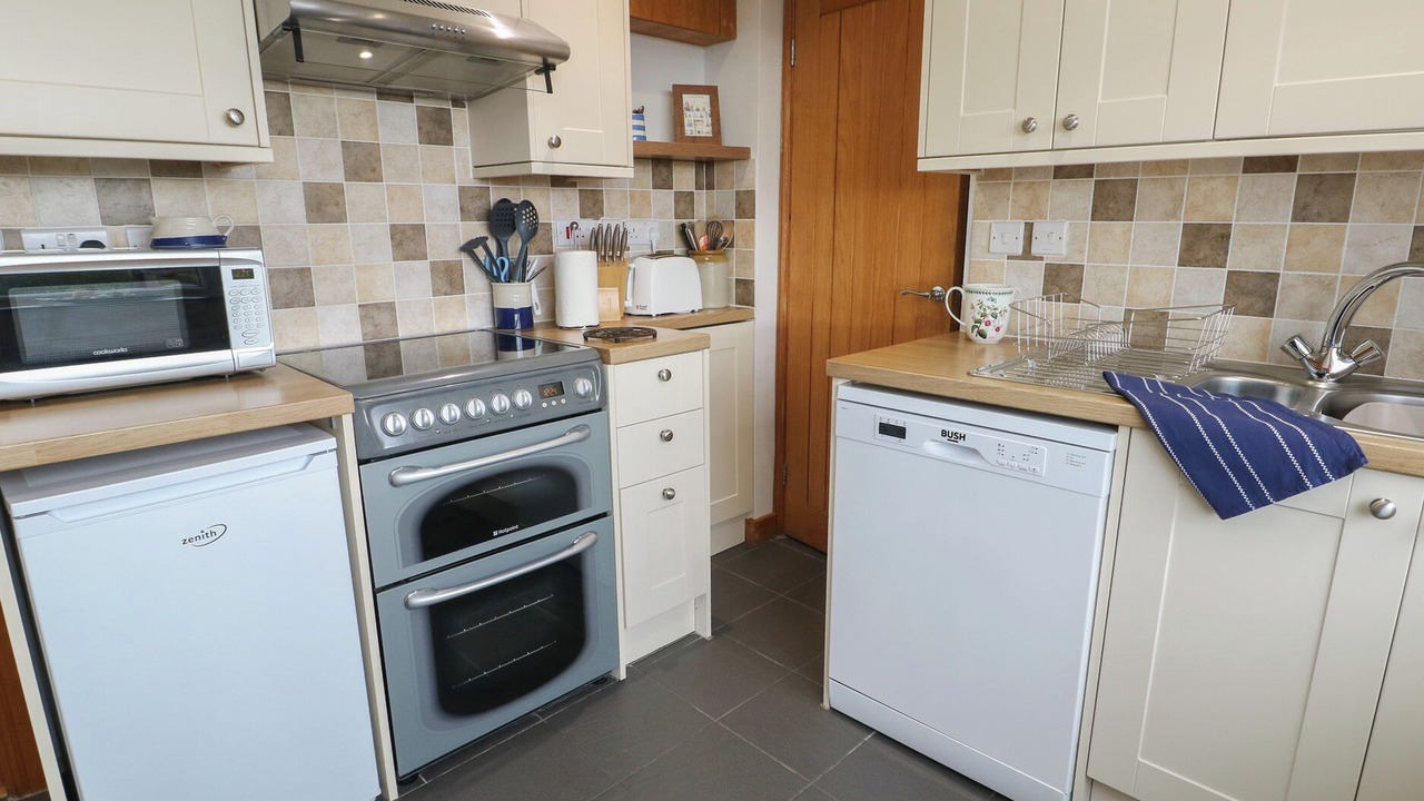 Photo of Kitchen in Llanfaethlu