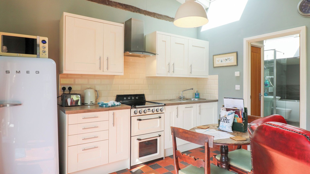 Photo of Kitchen in Rugeley