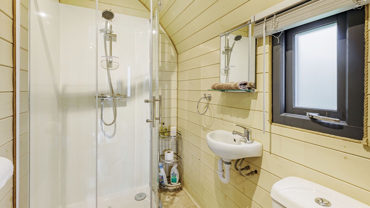 Photo of Bathroom in Kingswood