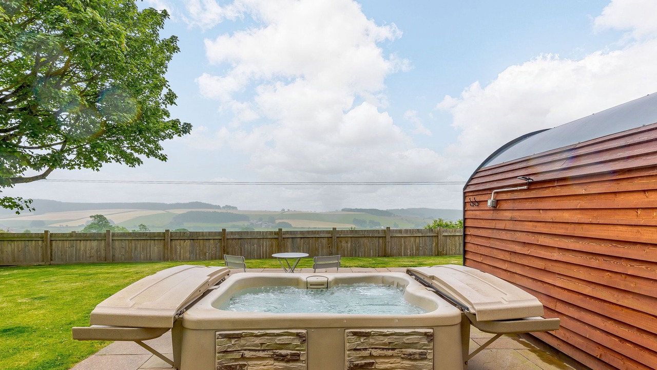 Photo of Others in Kingswood