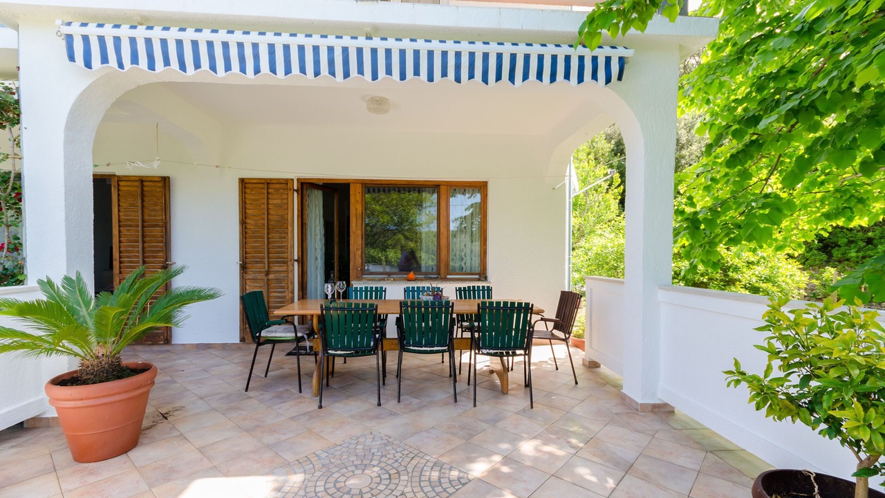 Photo of Patio Balcony in Rab