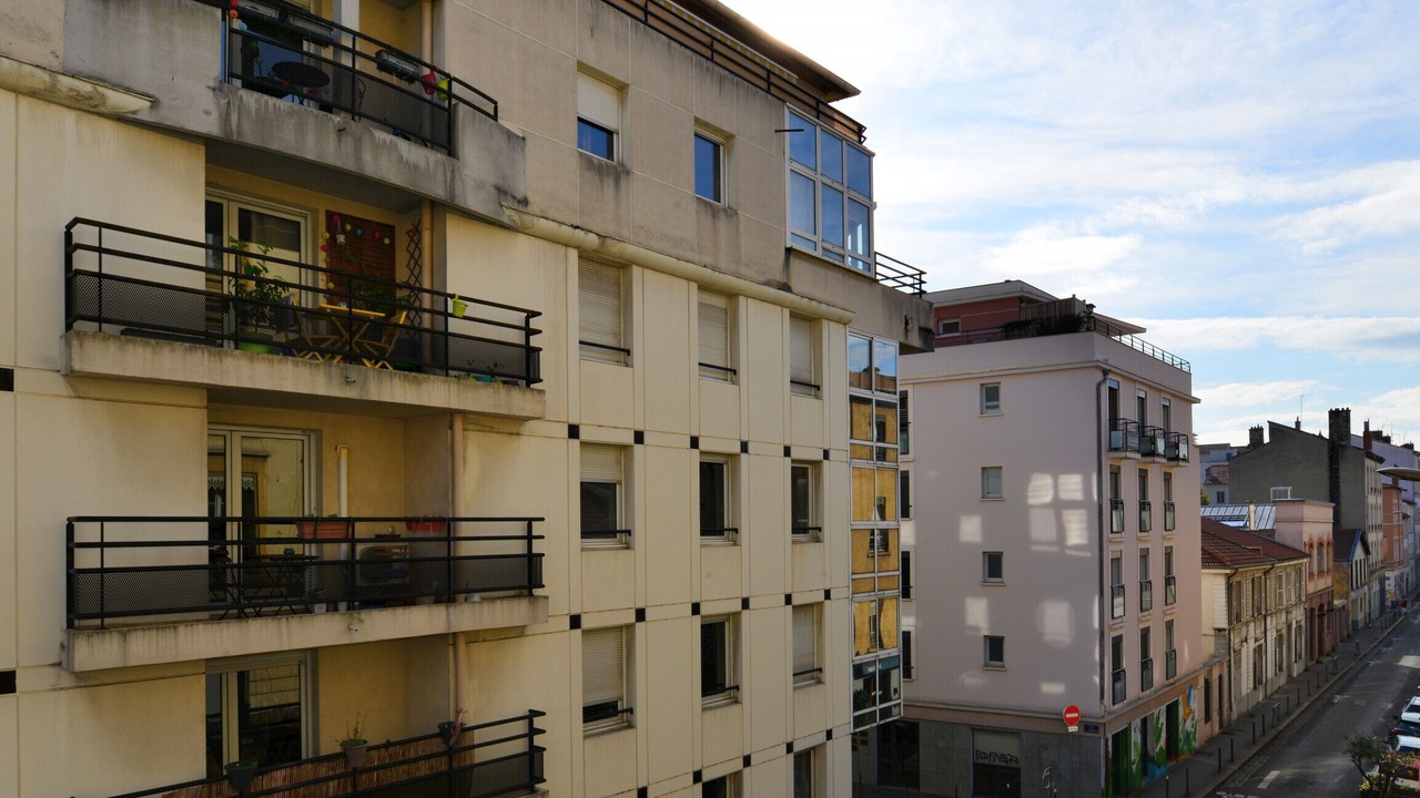 Photo of Patio Balcony in Saint Michel - Mairie