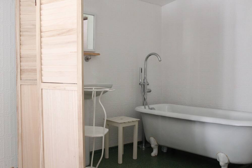 Photo of Bathroom in Alenya
