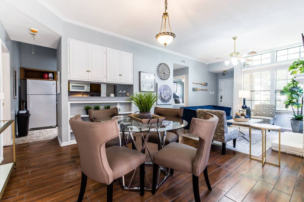 Photo of Kitchen in Buckner Terrace - Everglade Park