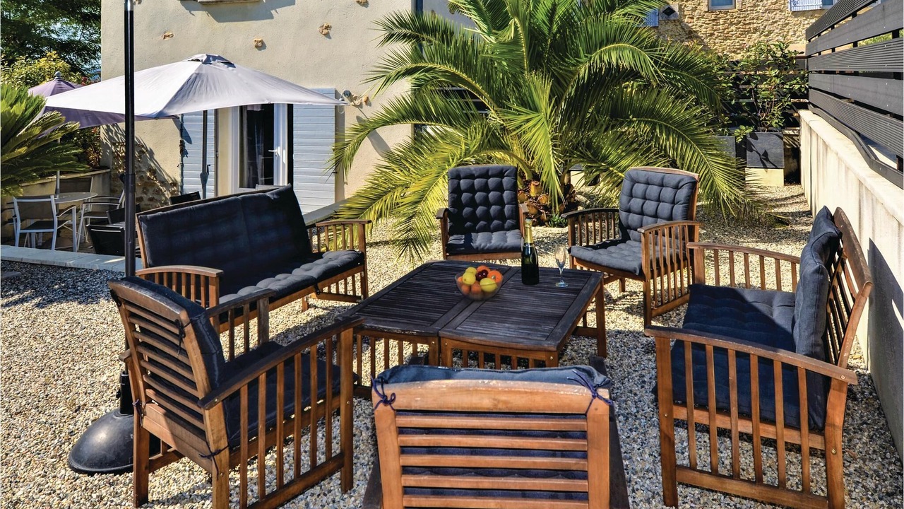 Photo of Outdoor in Pont-Saint-Esprit