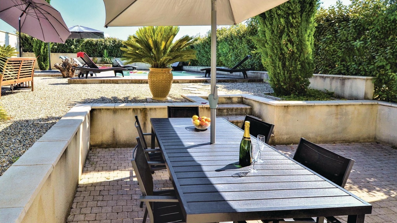 Photo of Patio Balcony in Pont-Saint-Esprit