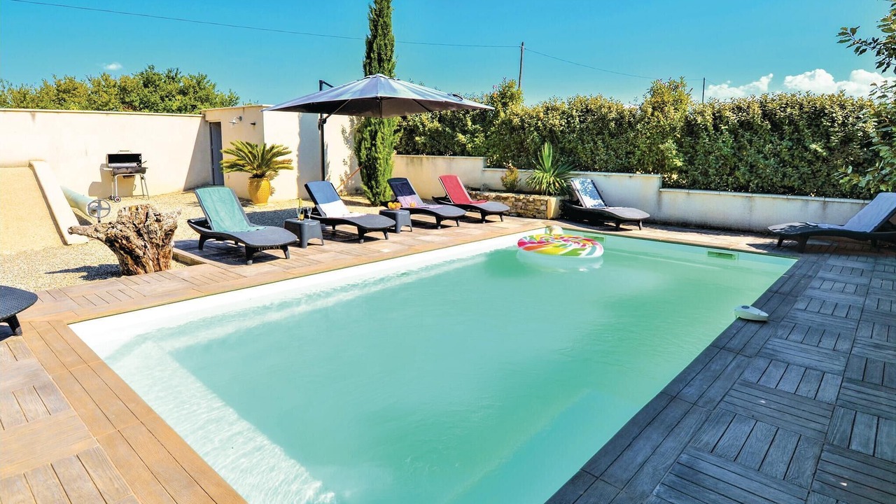 Photo of Outdoor in Pont-Saint-Esprit