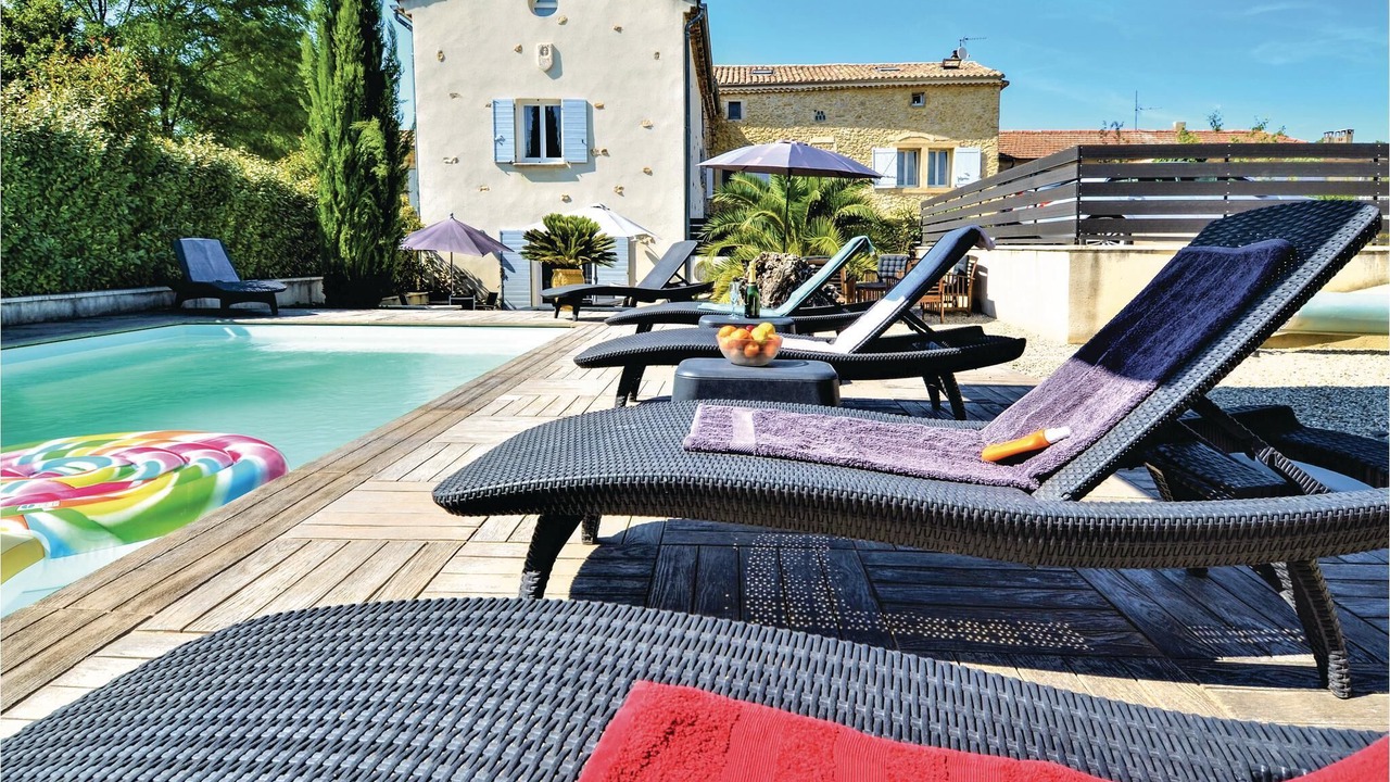 Photo of Outdoor in Pont-Saint-Esprit
