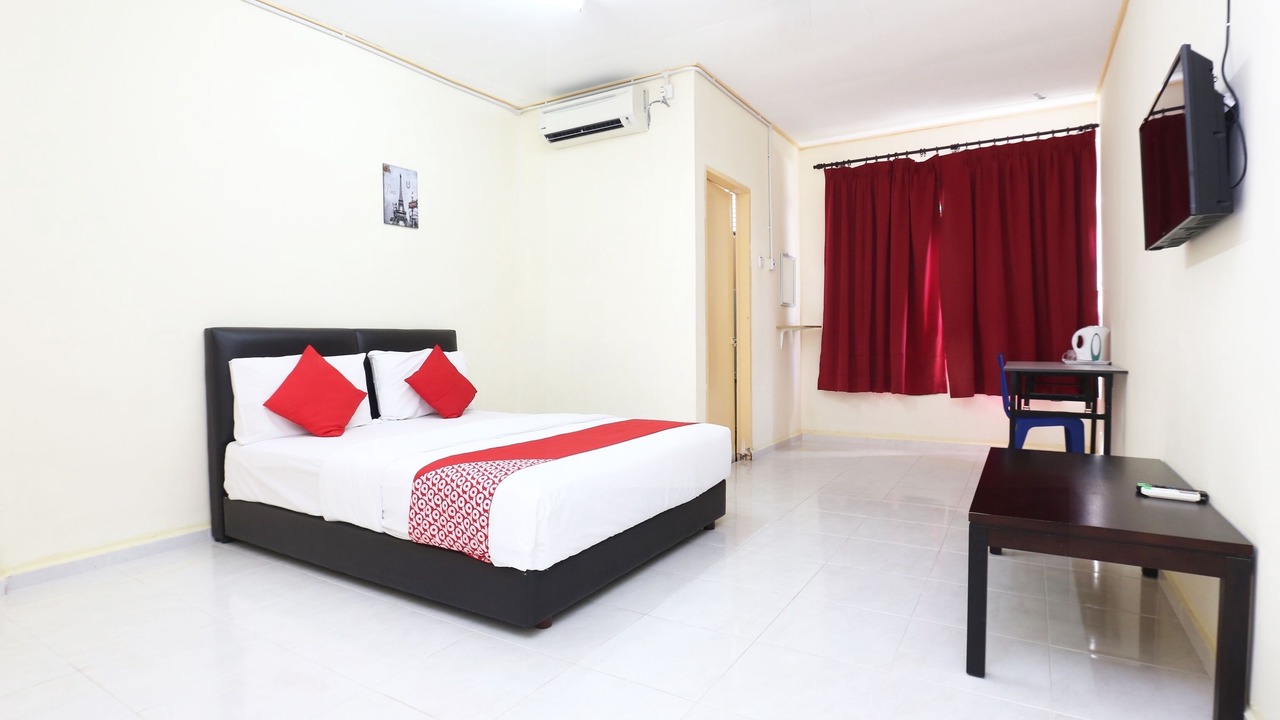 Photo of Bedroom in Kampung Kijing