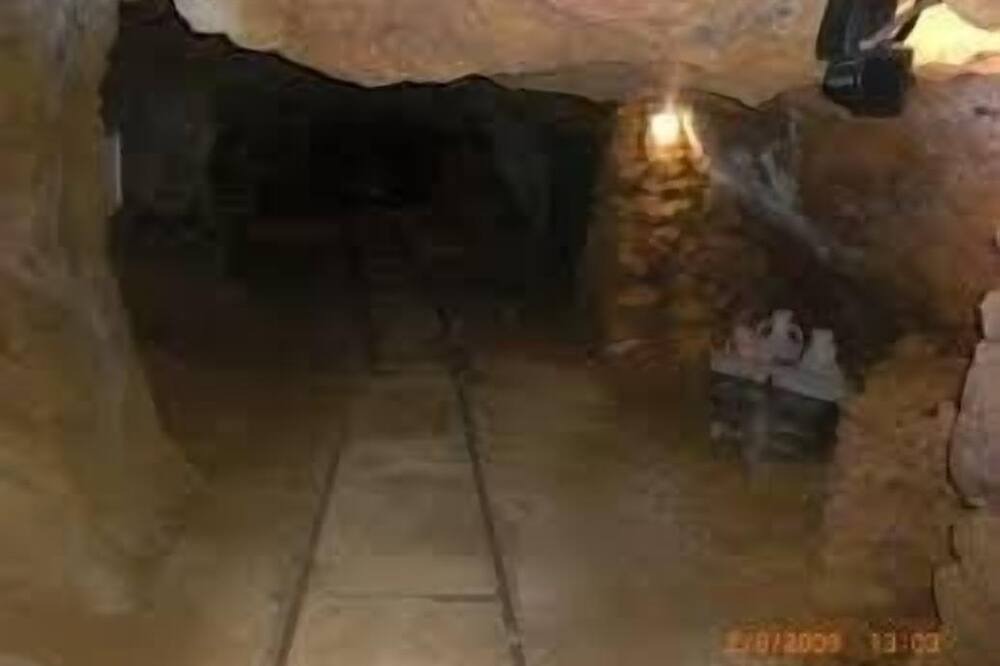 Photo of Others in Chert