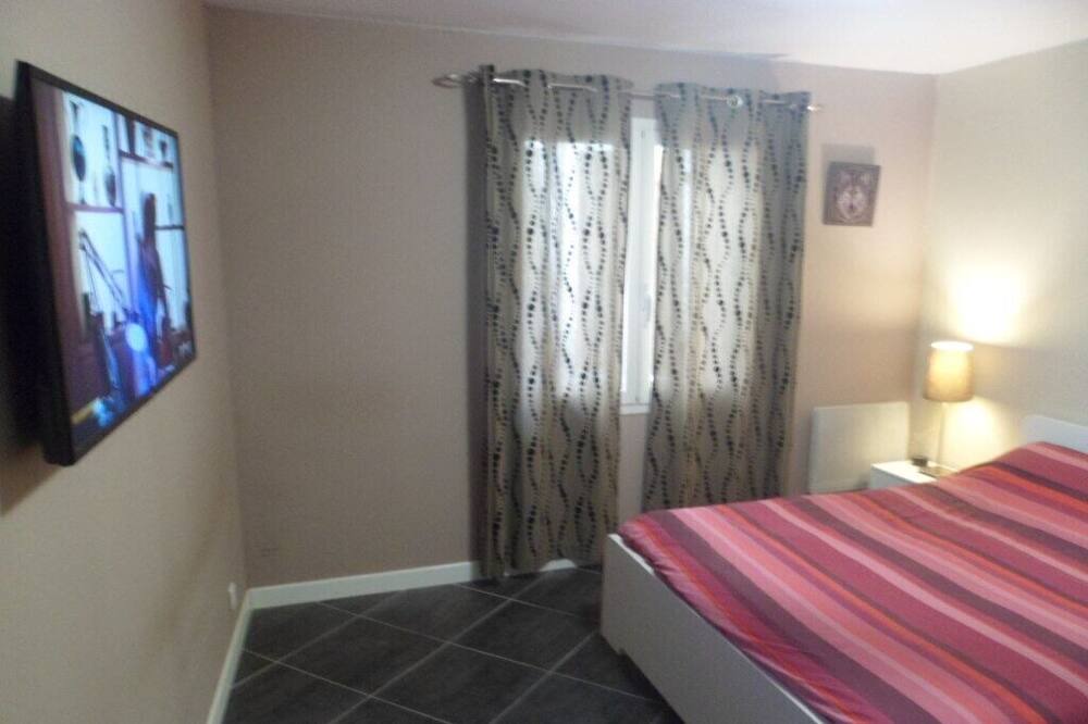 Photo of Bedroom in Saint-Andre-de-Roquelongue