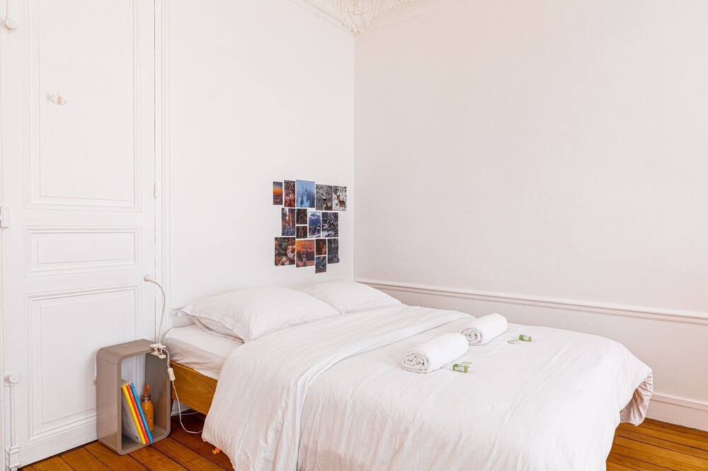 Photo of Bedroom in Quartier de la Chapelle