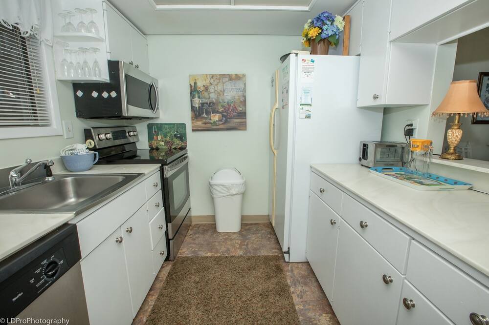 Photo of Others in Holiday Isle