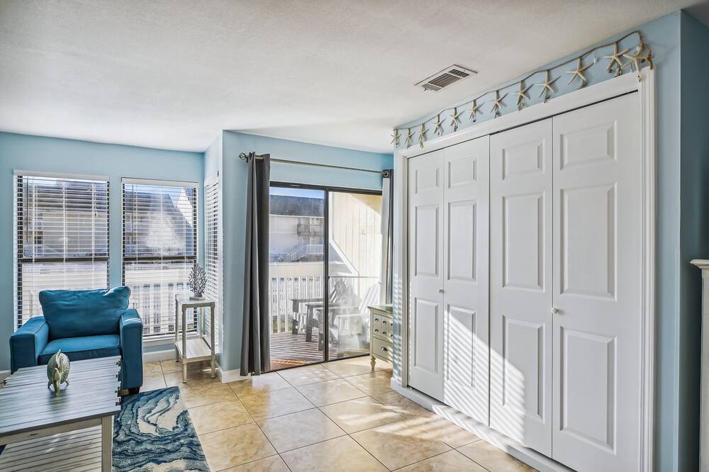 Photo of Bedroom in Holiday Isle