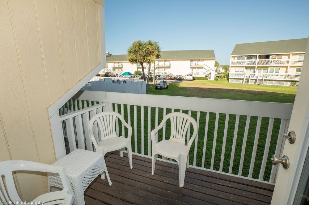 Photo of Patio Balcony in Holiday Isle