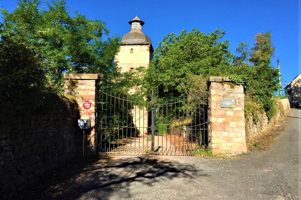 Photo of Others in Onet-le-Chateau