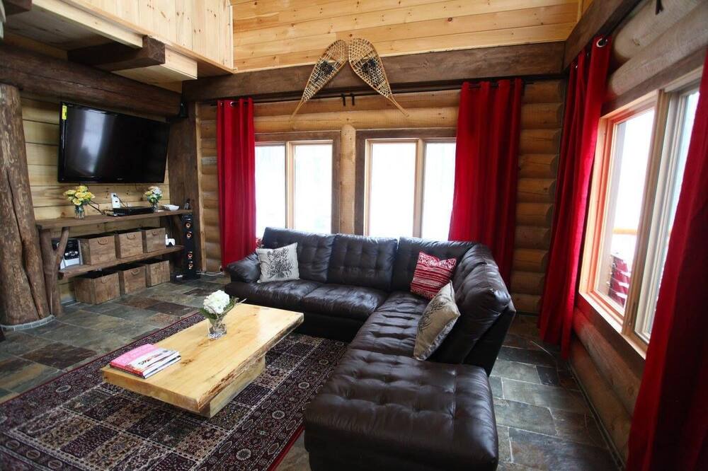 Photo of Livingroom in Wentworth-Nord